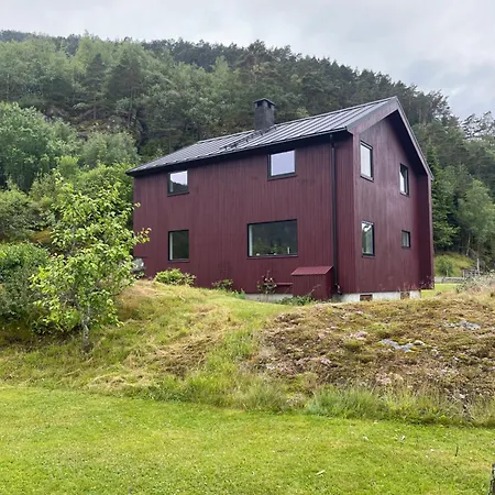 Trollheimen فيلة Hjelmeland